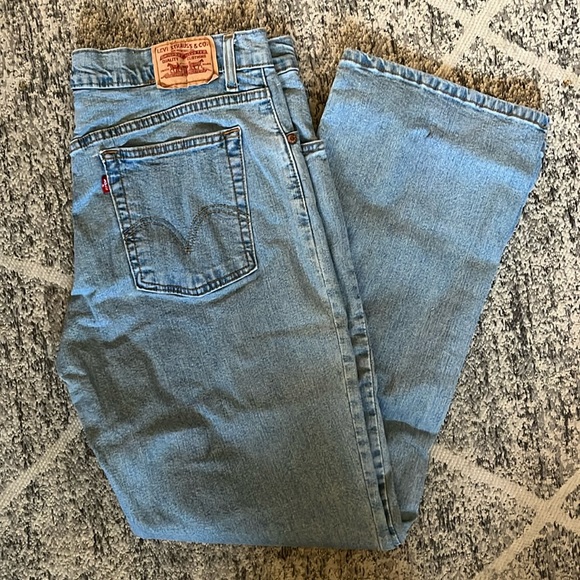 Levi’s 550 Relaxed Bootcut Jean - Picture 1 of 5